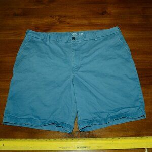IZOD Saltwater Men's Columbia Blue Shorts - Size 42